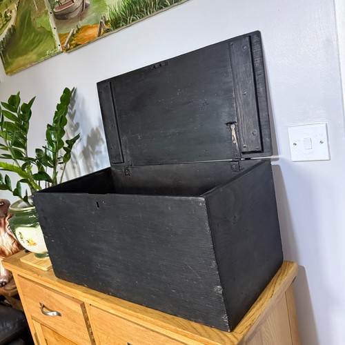 Large vintage black wooden - vintage,