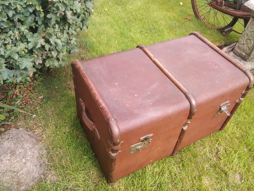 Large antique travelling - antique,