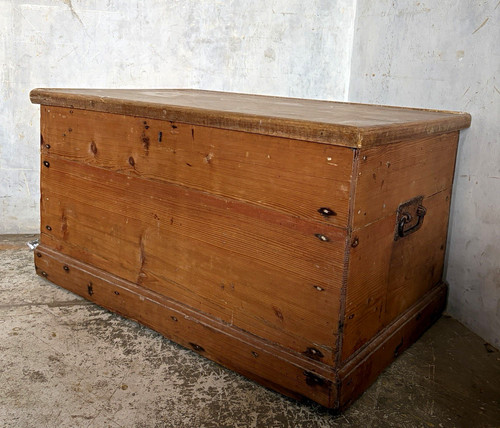 Vintage 1950s pine - vintage,