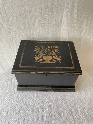 Large painted wooden chest - large,